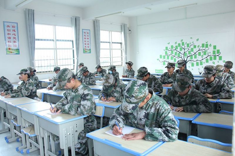 嘉兴初中生叛逆全封闭式学校